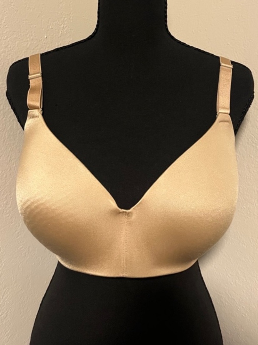 Soma Vanishing Back Wireless Nude Tone - 36D